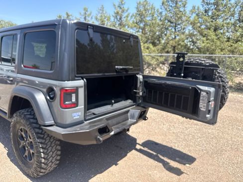 Used 2021 Jeep Wrangler Unlimited Sport AWD/4WD image 32