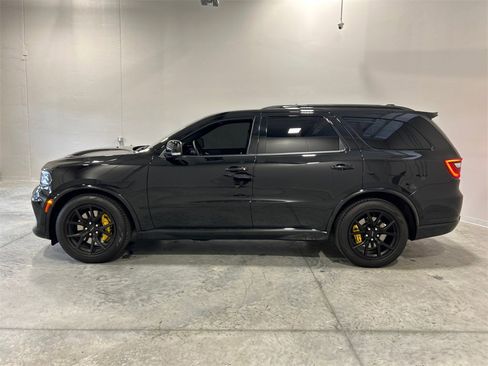 Used 2024 Dodge Durango SRT image 9