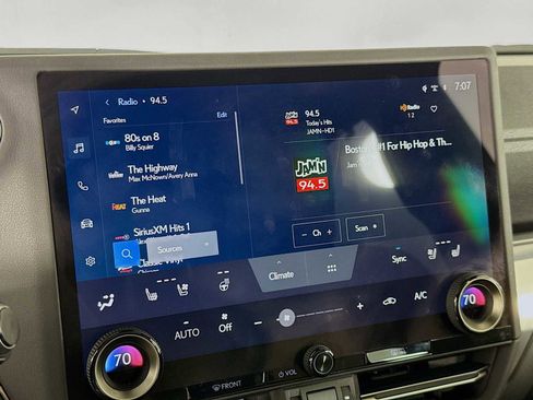 Used 2024 Lexus GX 550 image 14