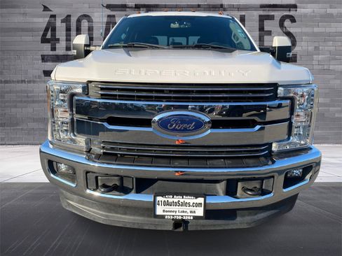 Used 2017 Ford F350 Lariat w/ FX4 Off-Road Package image 5