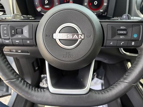 Used 2023 Nissan Rogue Platinum w/ Platinum Premium Package AWD/4WD image 25