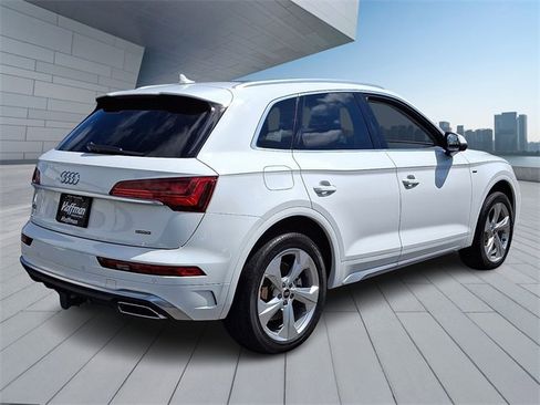 Used 2023 Audi Q5 2.0T Premium Plus w/ Premium Plus Package image 6