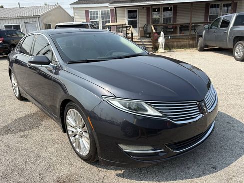 Used 2013 Lincoln MKZ FWD image 6
