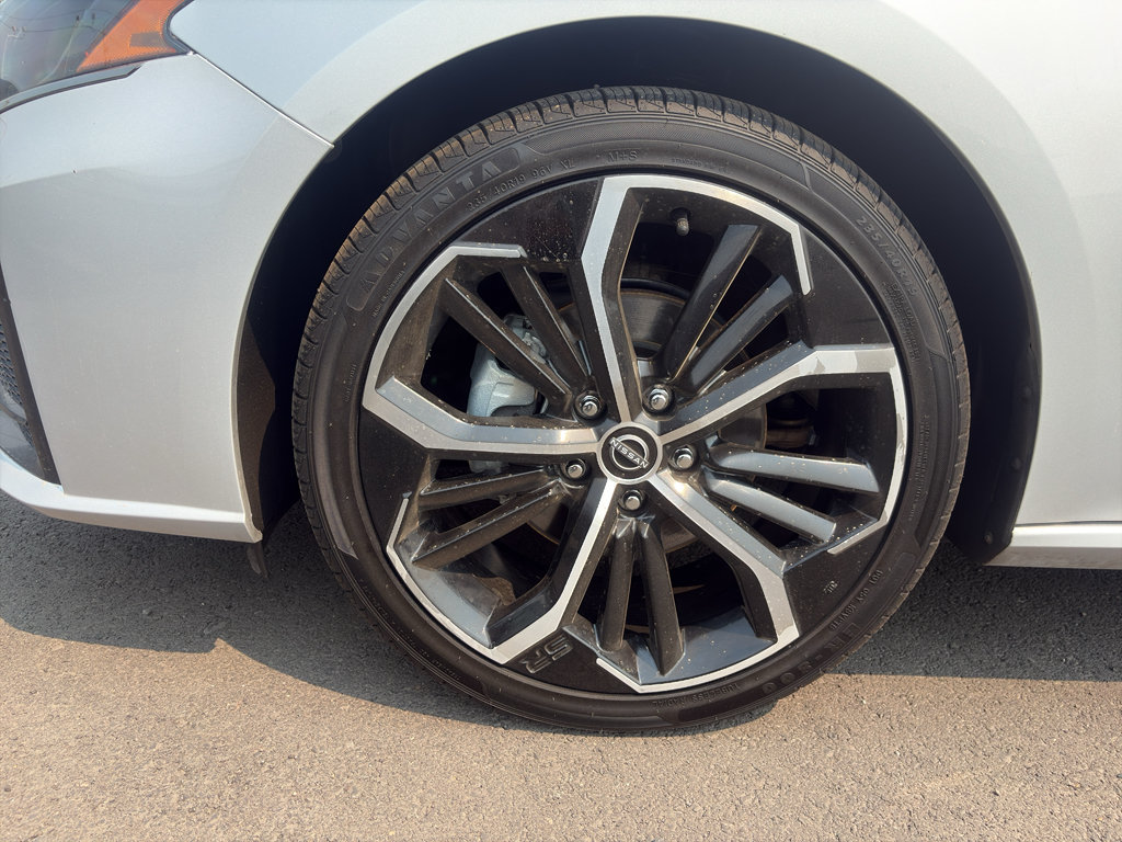 Used 2024 Nissan Altima 2.5 SR FWD image 22