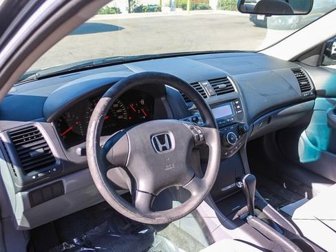 Used 2005 Honda Accord LX image 22