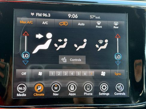 Used 2020 Jeep Grand Cherokee High Altitude AWD/4WD image 41