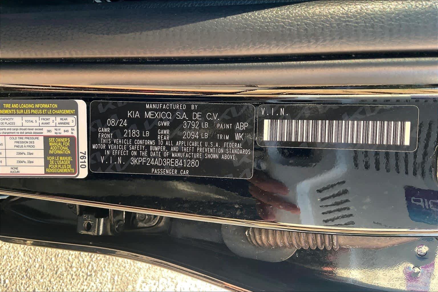 Used 2024 Kia Forte LXS w/ LXS Technology Package FWD image 31