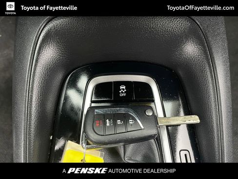 Used 2024 Toyota Corolla LE image 27