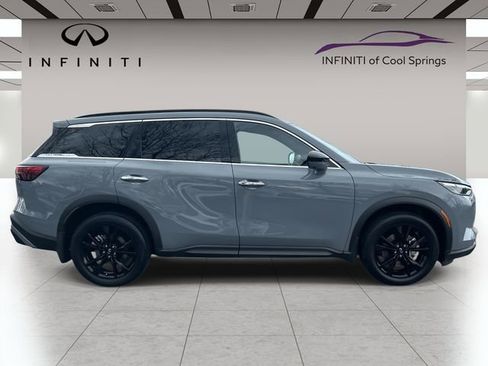 Used 2025 INFINITI QX60 Luxe w/ Black Edition image 8