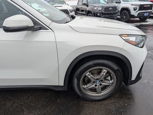 Used 2023 BMW X1 xDrive28i image 10