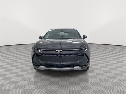 New 2026 Chevrolet Equinox EV LT image 4