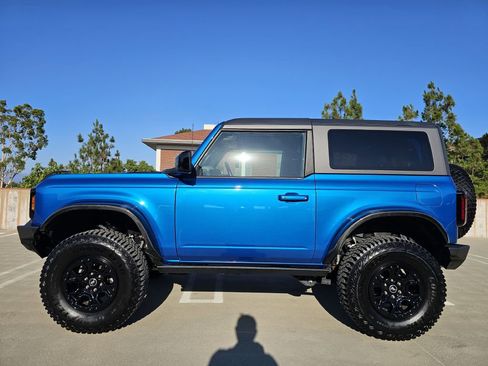 Used 2021 Ford Bronco Wildtrak image 7