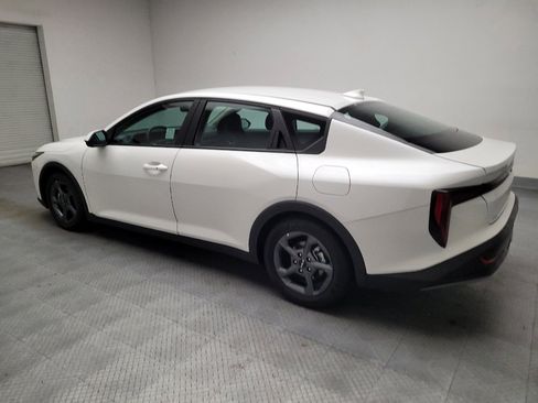 Used 2025 Kia K4 FWD image 3
