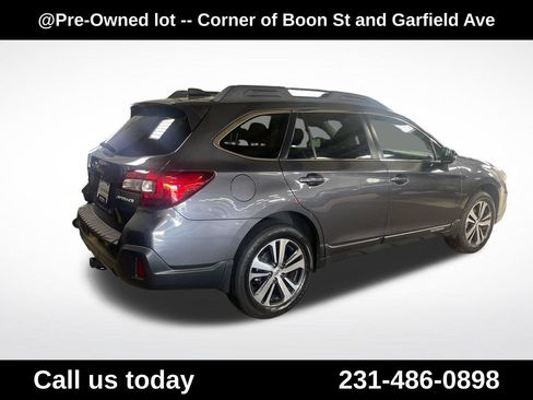 Used 2019 Subaru Outback 2.5i Limited AWD/4WD image 7