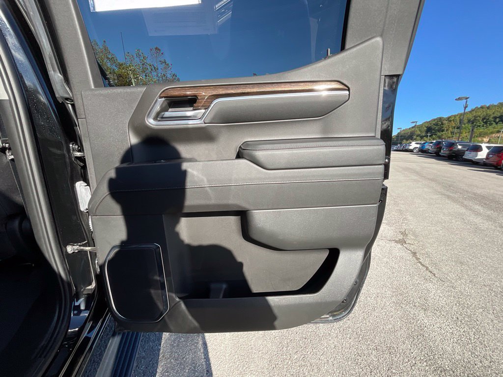 Used 2024 GMC Sierra 1500 Elevation AWD/4WD image 23