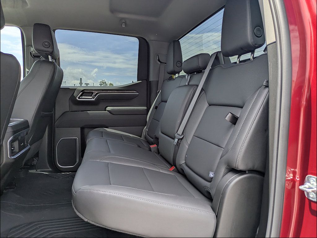 Certified 2025 Chevrolet Silverado 1500 LTZ AWD/4WD image 15
