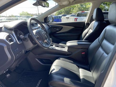 Used 2024 Nissan Murano SV w/ SV Midnight Edition Package FWD image 15