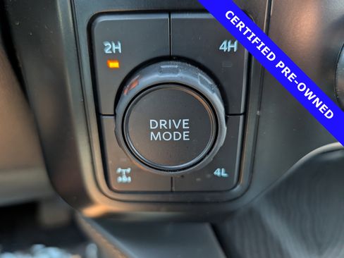 Certified 2023 Ford F250 Platinum AWD/4WD image 35