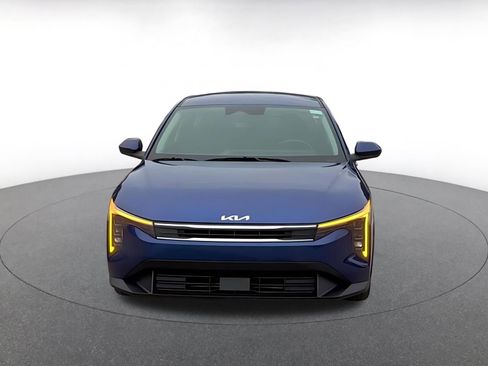 Used 2025 Kia K4 LXS image 4