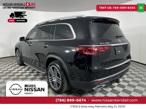 Used 2024 Mercedes-Benz GLS 450 4MATIC image 8