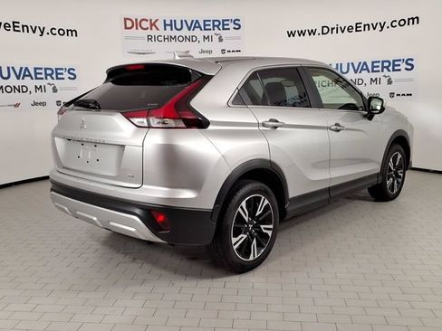 Used 2024 Mitsubishi Eclipse Cross SE AWD/4WD image 4