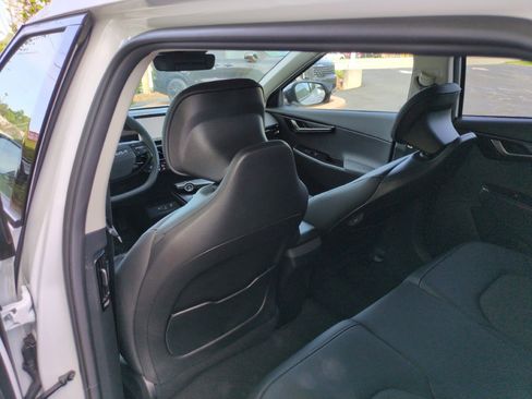New 2025 Kia EV6 Light RWD image 35