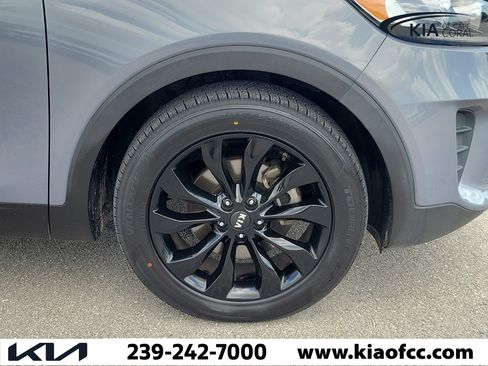 Used 2020 Kia Sorento S FWD image 7