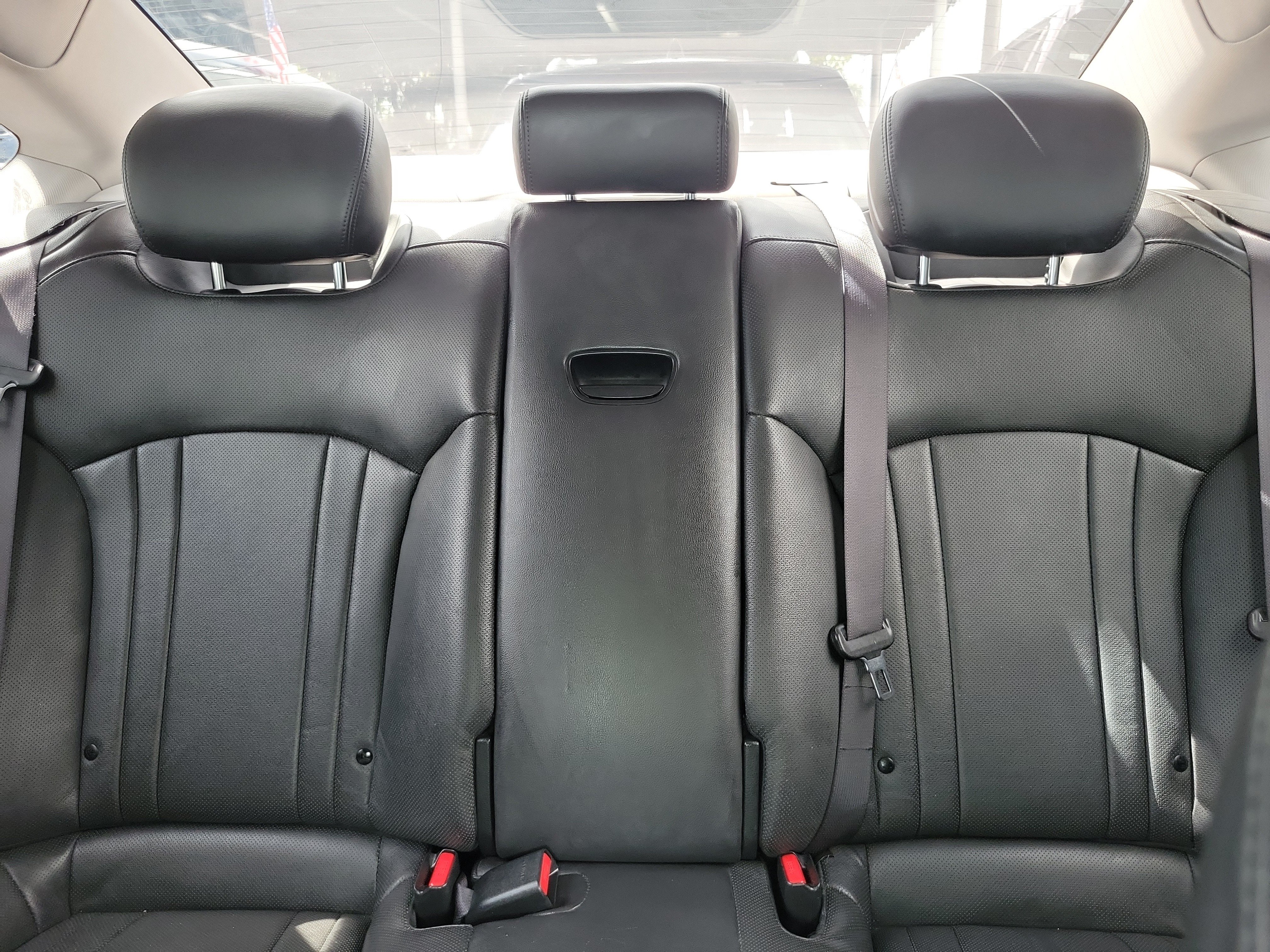 Used 2017 Genesis G80 3.8 RWD image 16