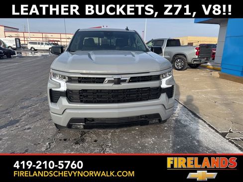 Used 2025 Chevrolet Silverado 1500 RST w/ Convenience Package II image 2