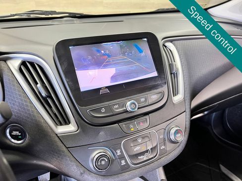 Used 2020 Chevrolet Malibu RS FWD image 11
