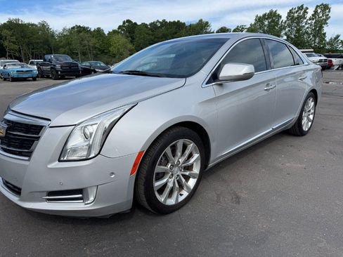 Used 2017 Cadillac XTS Luxury FWD image 9