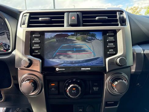 Used 2020 Toyota 4Runner SR5 AWD/4WD image 20