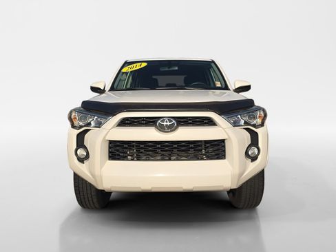 Used 2014 Toyota 4Runner SR5 AWD/4WD image 8