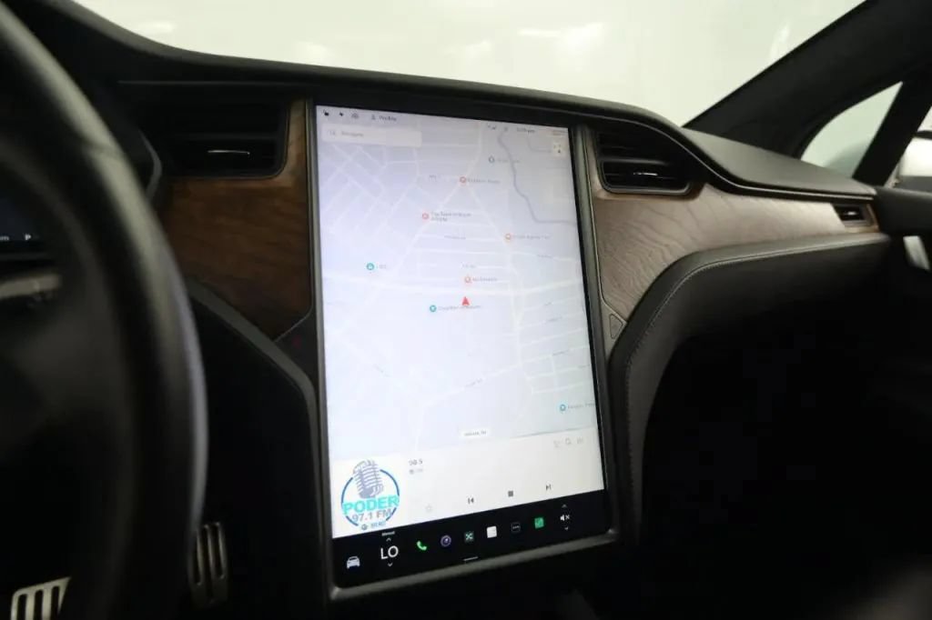 Used 2020 Tesla Model X Long Range AWD/4WD image 24