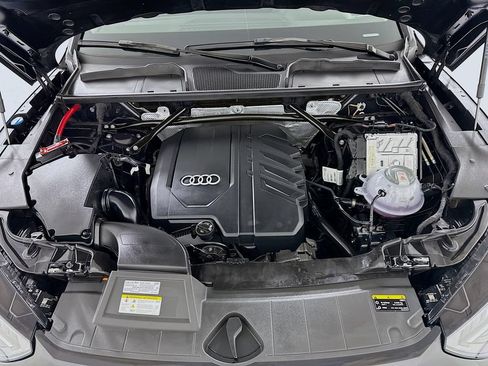 Certified 2025 Audi Q5 2.0T Premium Plus w/ Premium Plus Package AWD/4WD image 30