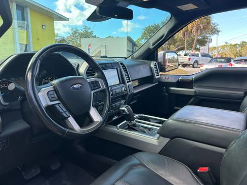 Used 2017 Ford F150 Platinum w/ Equipment Group 701A Luxury image 7