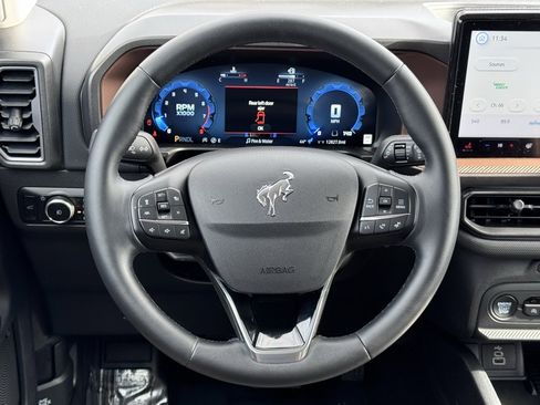 Used 2025 Ford Bronco Sport Outer Banks w/ Outer Banks Tech Package+ image 7