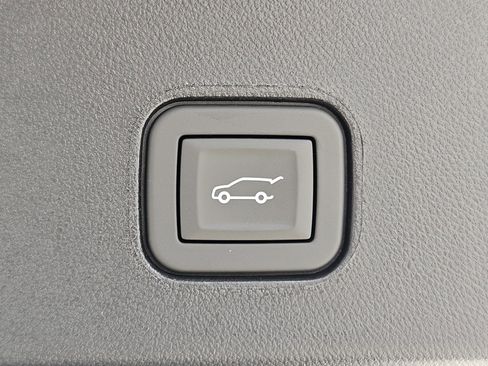 New 2026 Cadillac Lyriq V image 13