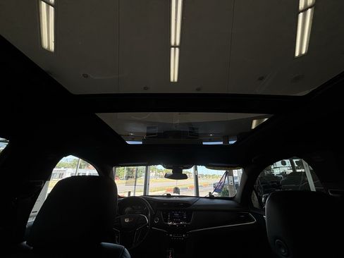 Used 2021 Cadillac XT5 Premium Luxury FWD image 44