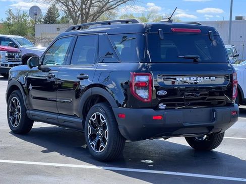 Certified 2025 Ford Bronco Sport Outer Banks w/ Outer Banks Tech Package+ AWD/4WD image 11