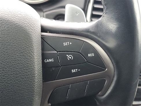 Used 2020 Jeep Grand Cherokee Limited X image 24