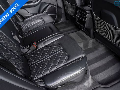 Used 2023 Audi SQ8 Prestige w/ Prestige Package AWD/4WD image 21