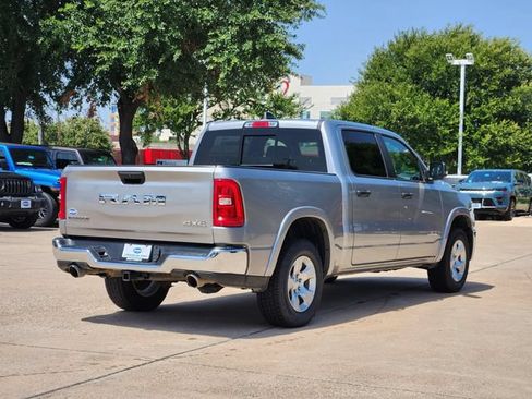 Used 2025 RAM 1500 Big Horn AWD/4WD image 7