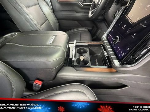 Used 2025 GMC Yukon Denali AWD/4WD image 42