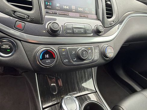 Used 2019 Chevrolet Impala LT image 14