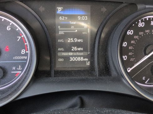 Used 2023 Toyota Camry SE image 22