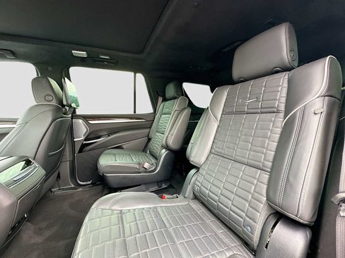Used 2025 Cadillac Escalade Sport Platinum AWD/4WD image 26