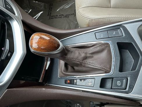 Used 2016 Cadillac SRX Luxury image 33