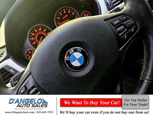 Used 2018 BMW 320i Sedan image 29