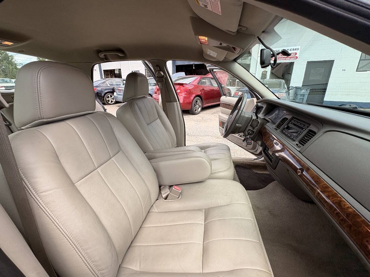 Used 2008 Mercury Grand Marquis LS RWD image 27